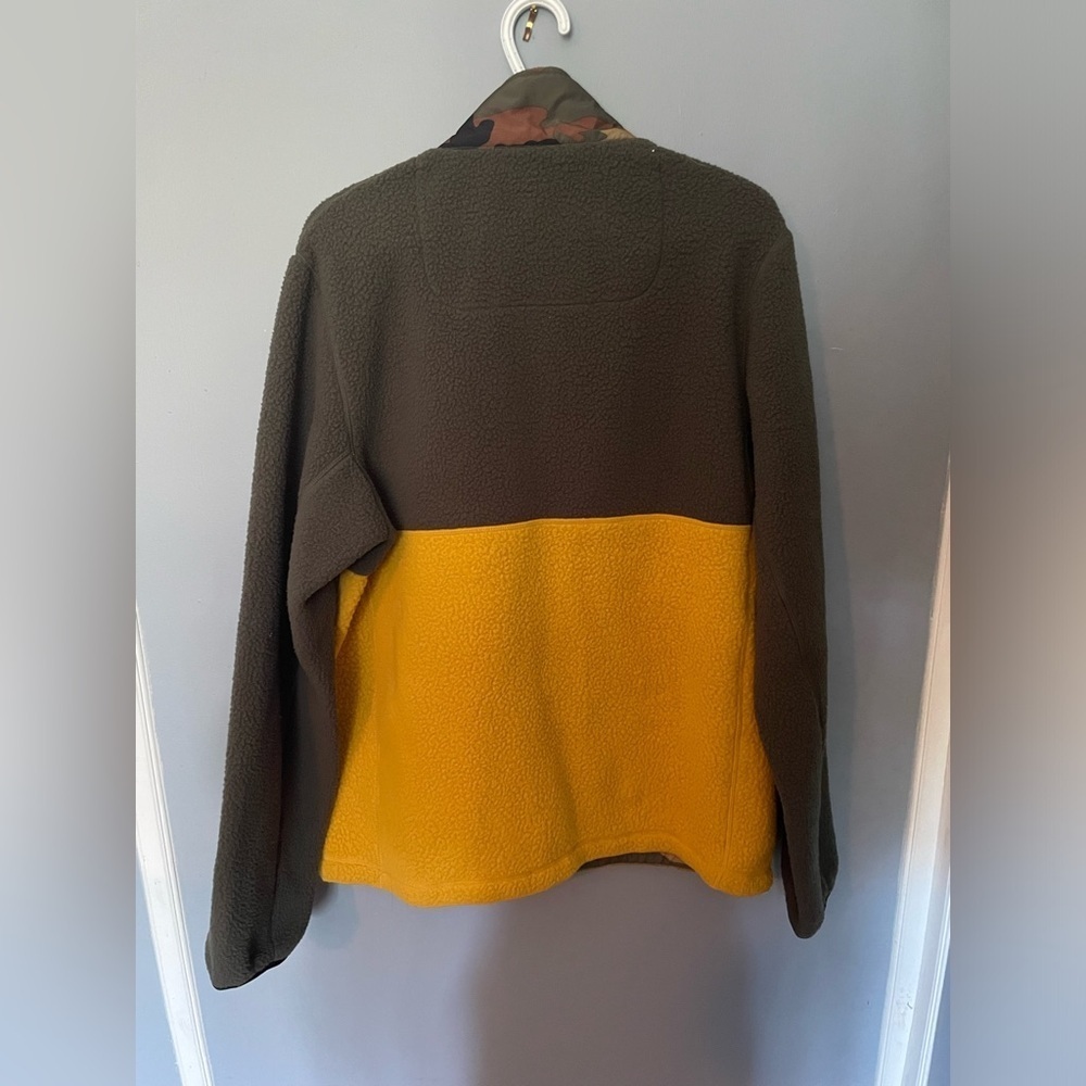 Herschel  men’s zip up teddy sweater size large - Picture 3 of 8